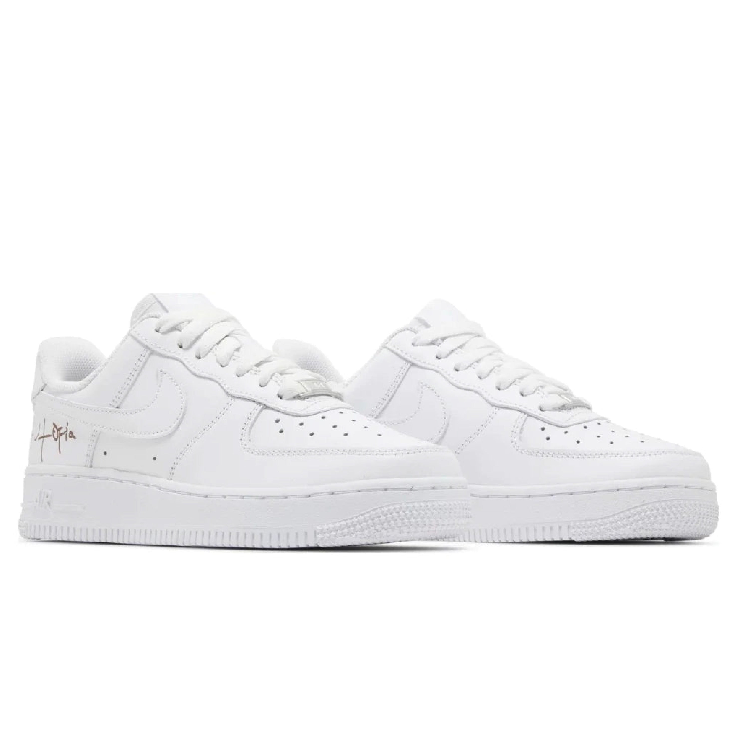 Travis Scott x Air Force 1 Low โUtopiaโ