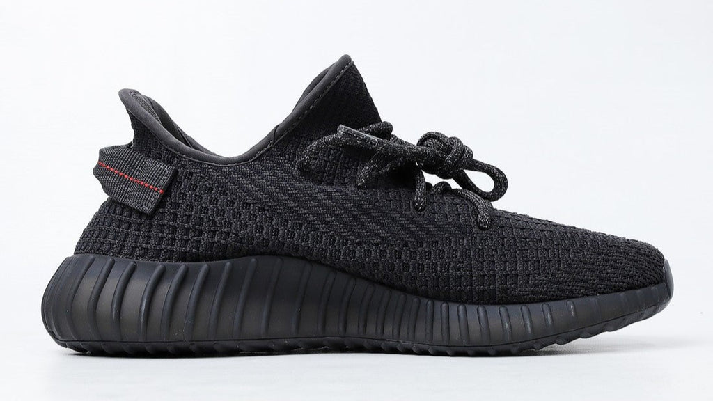 Addidas Yeezy Boost Black