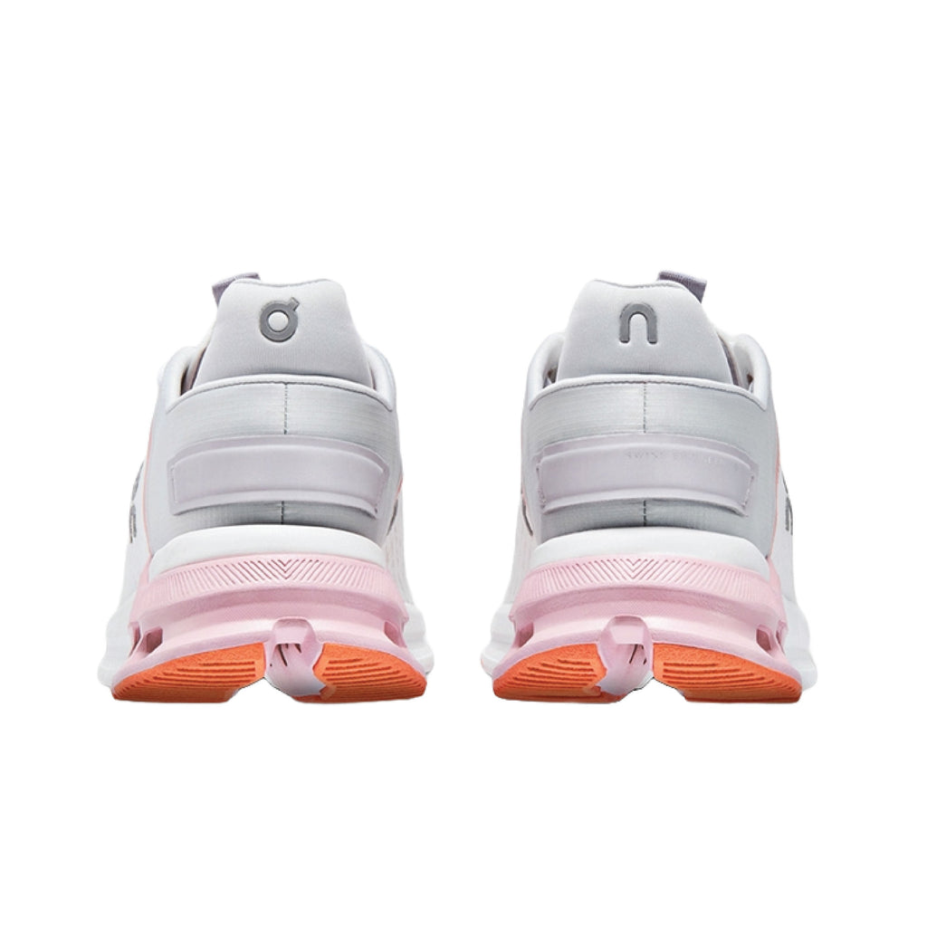 ON Cloudnova Flux In White