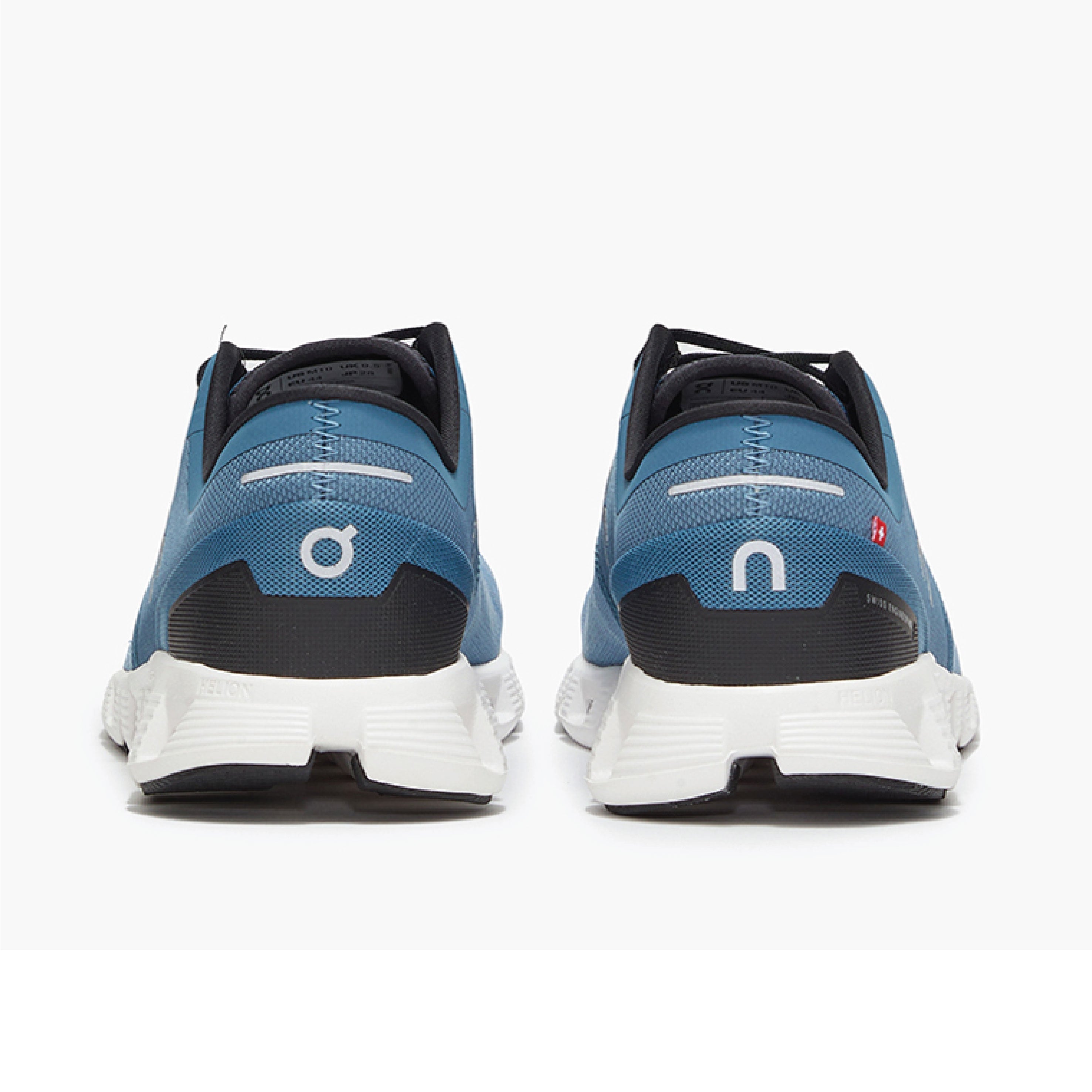 On Running Cloud 5 "Niagara Black"