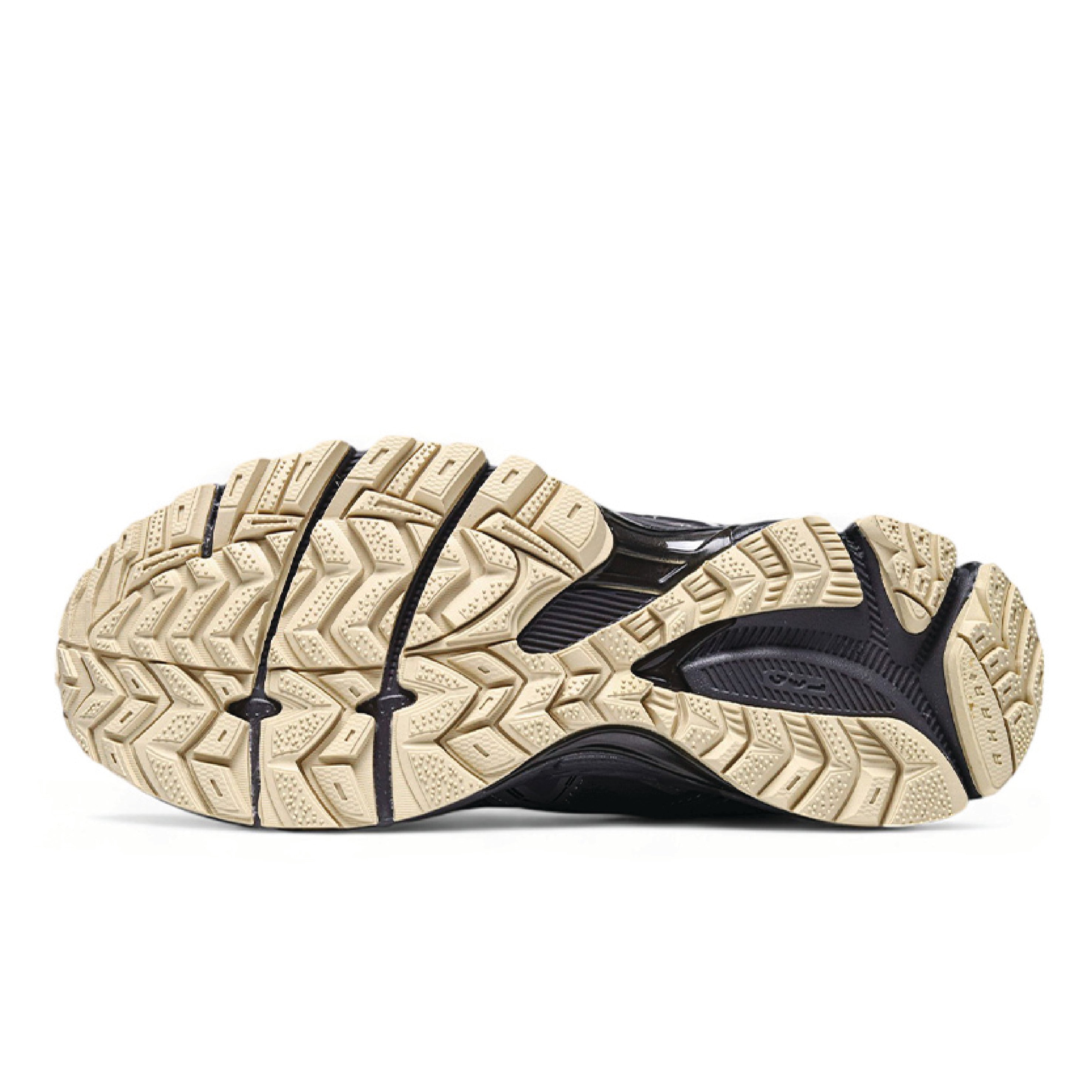 Asics Gel-Kahana 8 "Black"
