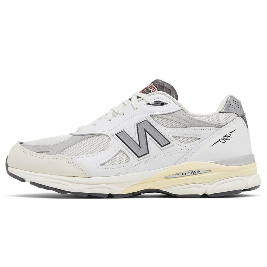 New Balance 990 Sea Salt Rain Cloud