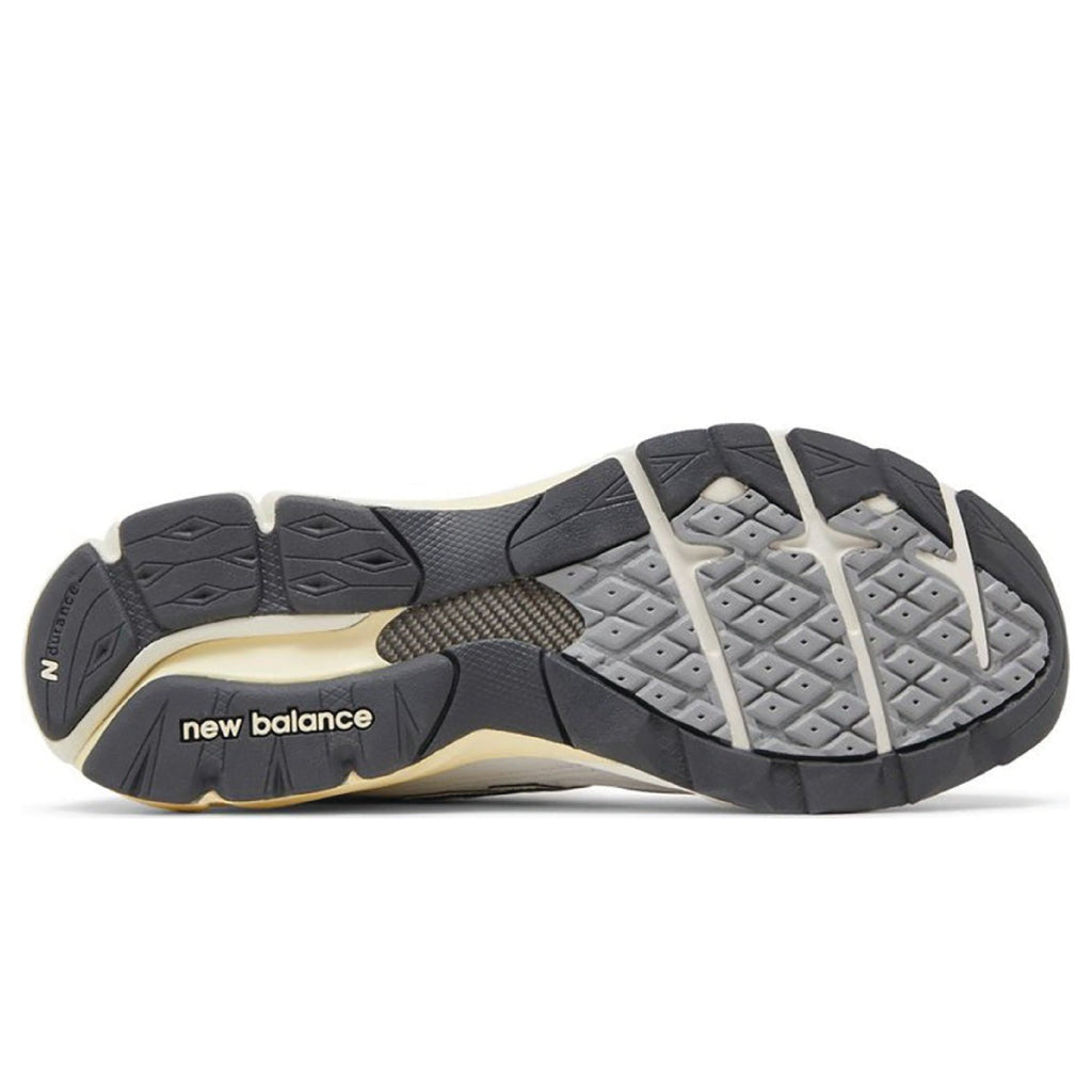 New Balance 990 Sea Salt Rain Cloud