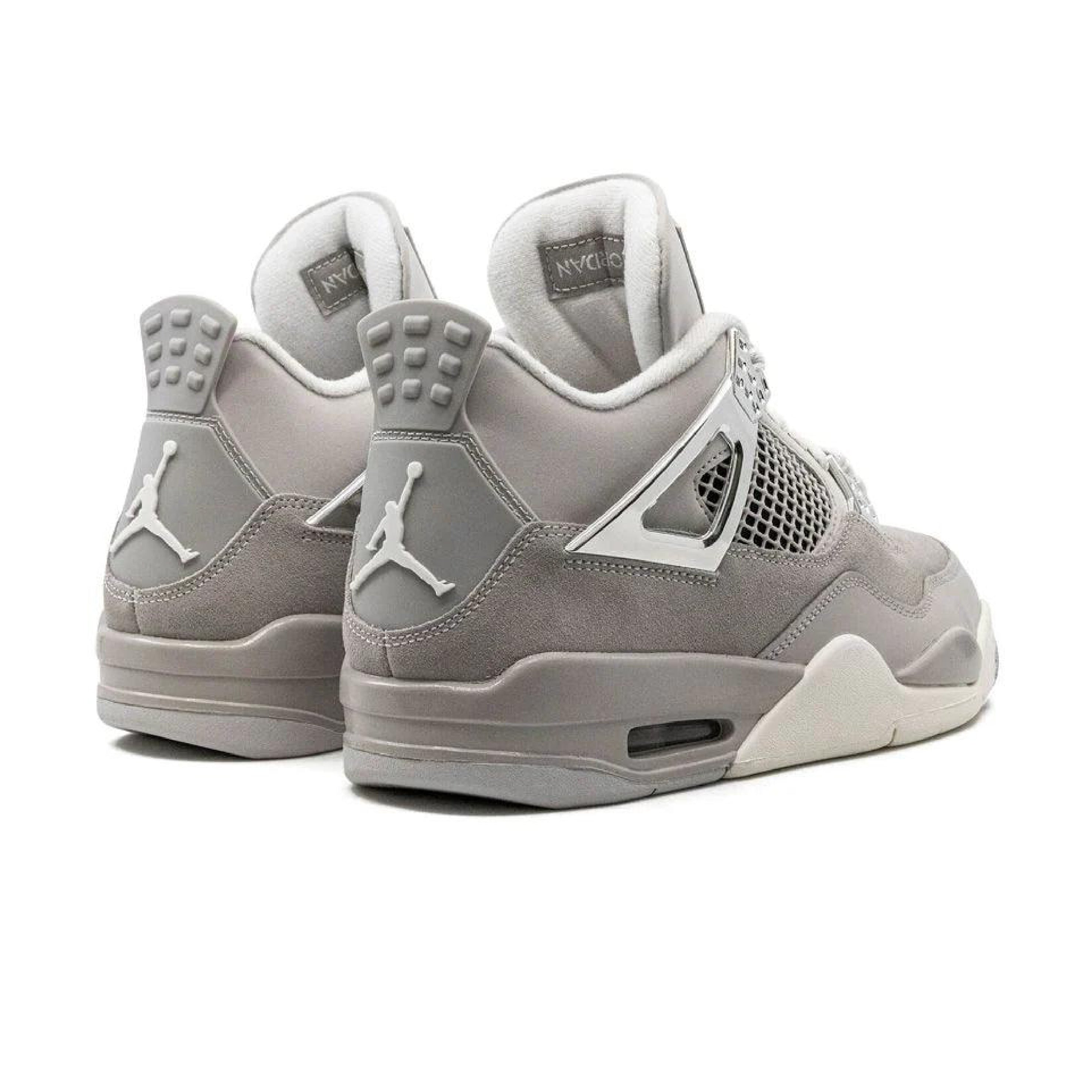AIR AJ 4 Retro Frozen Moments