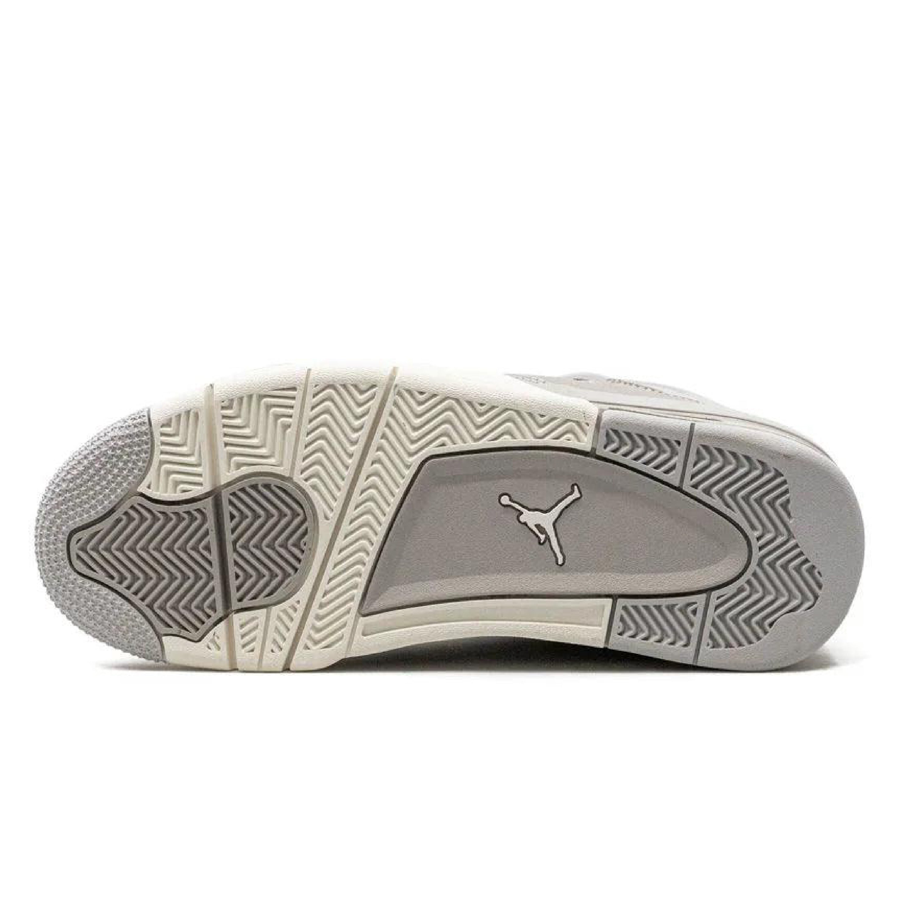 AIR AJ 4 Retro Frozen Moments