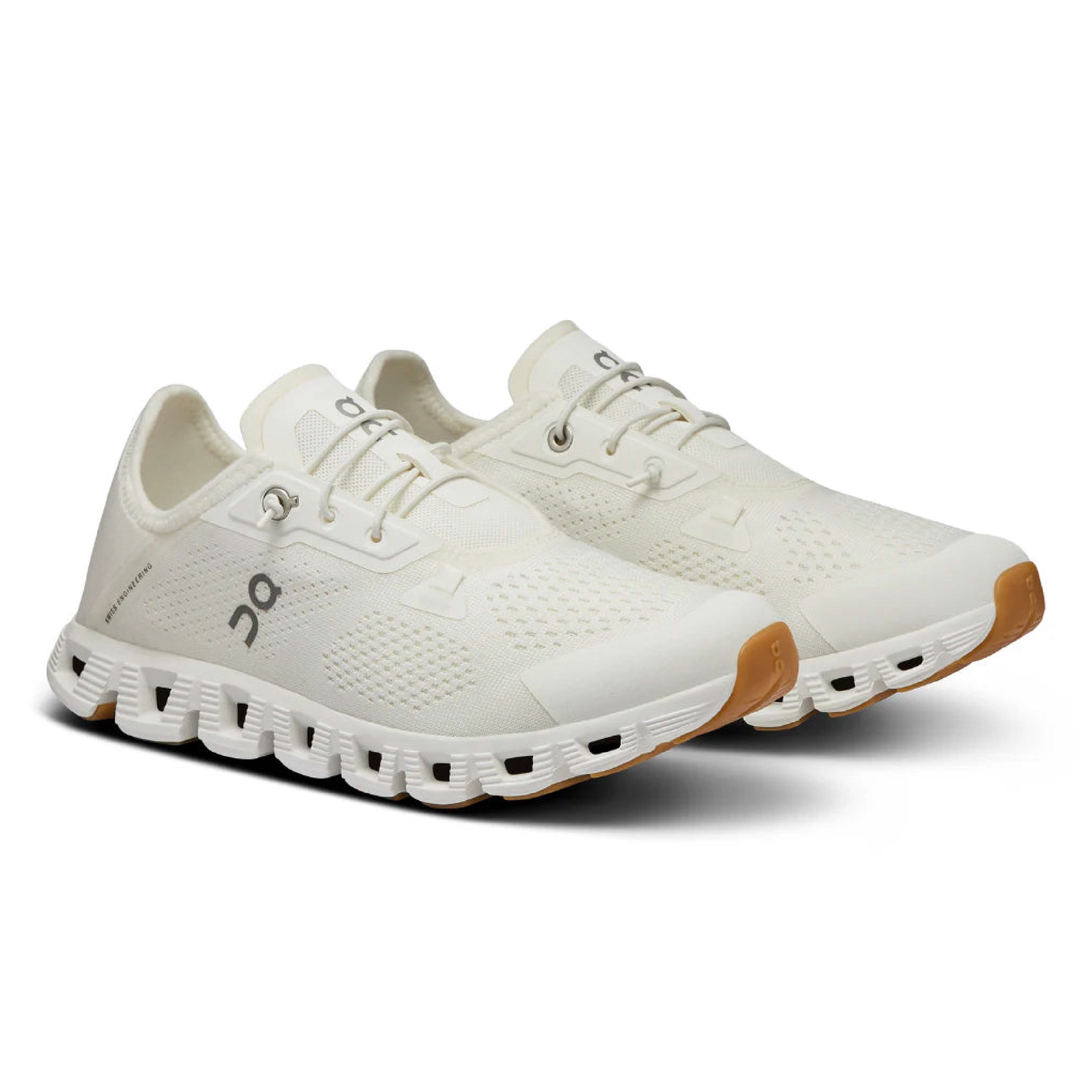 On Cloud 5 Coast Low Top Runners